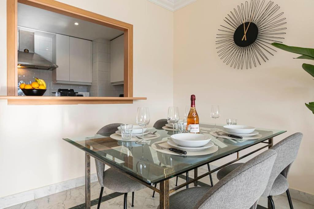 Appartement Luminous In Puerto Banus, Marbella